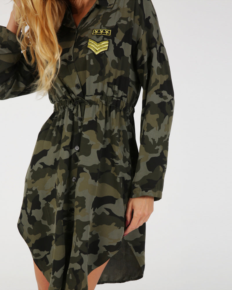 Robe à manches longues imprimée camouflage