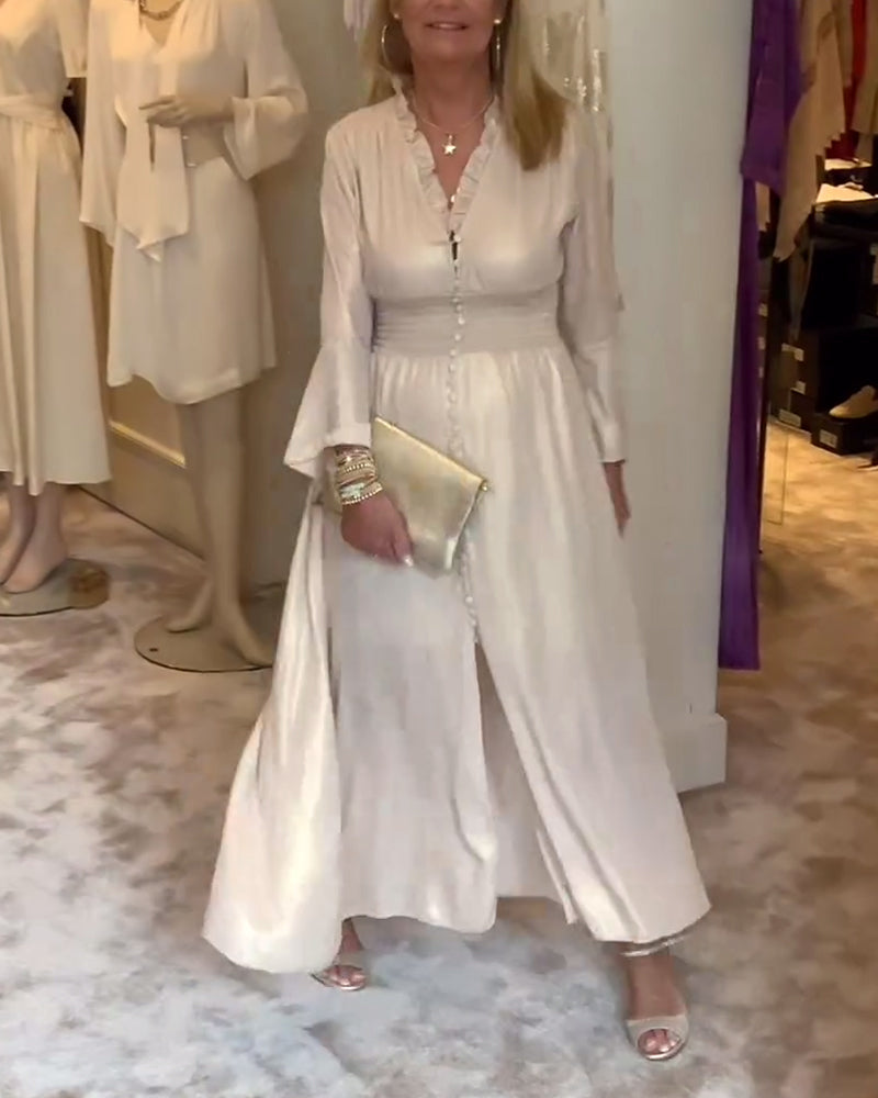 Robe longue col dentelle taille boutonnée