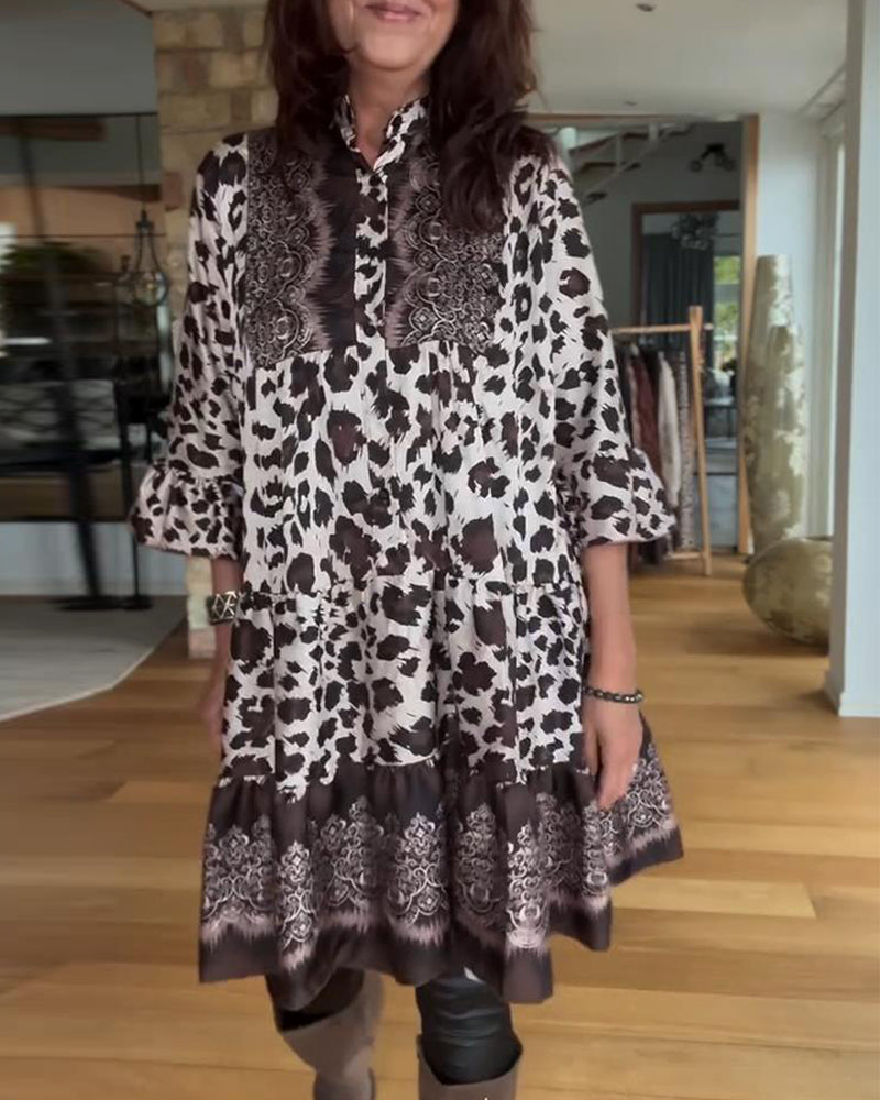 Robe décontractée à imprimé léopard jusqu'aux genoux