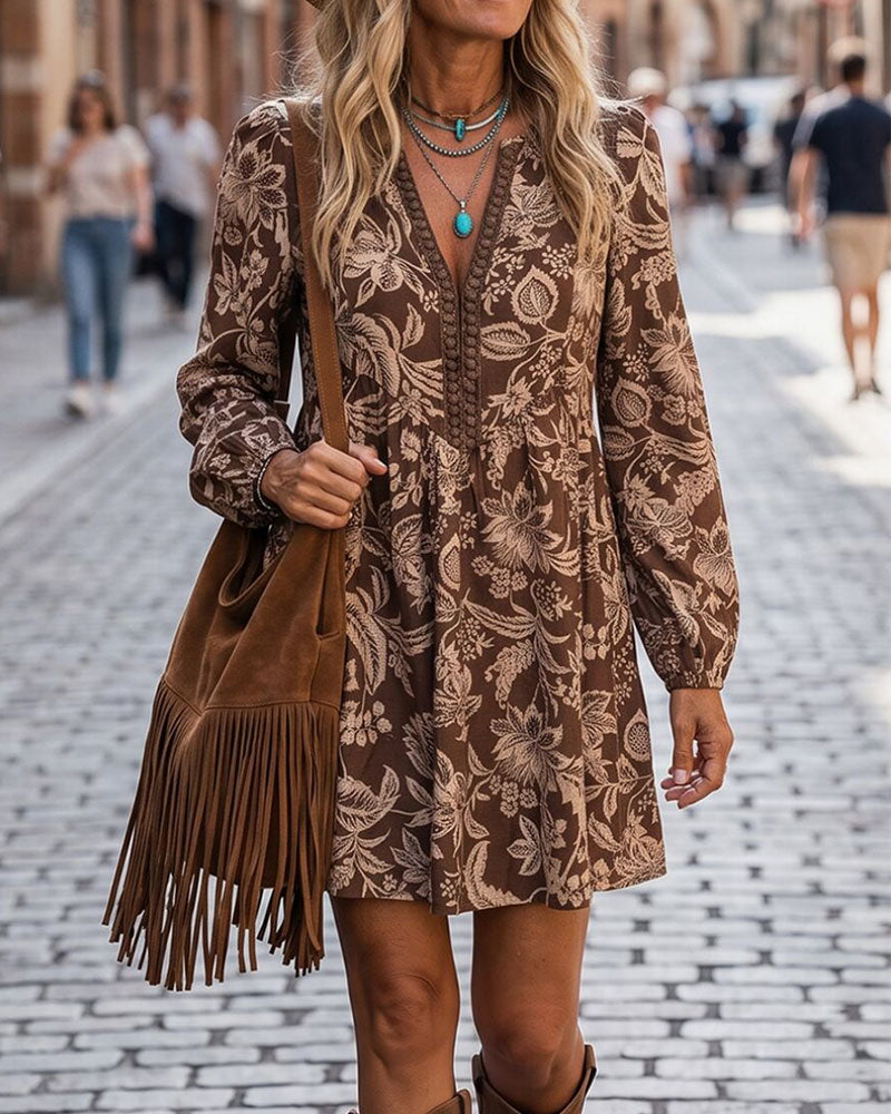 Robe Ourlet A Col V Fleurie