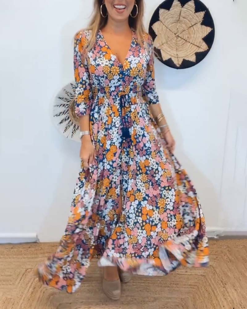 Robe à décolleté en V profond et à fleurs