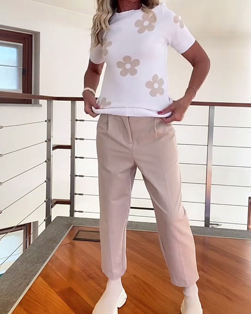 Pull Tricoté À Manches Courtes Fleuri