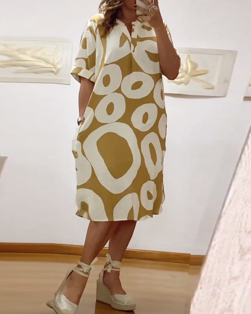 Robe décontractée à col en V et imprimé lettre