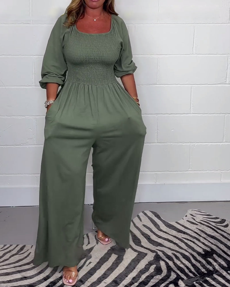 Combinaison uni à poches et col carré