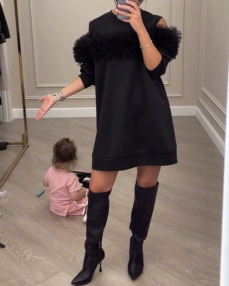 Robe de couleur unie à épaules dénudées