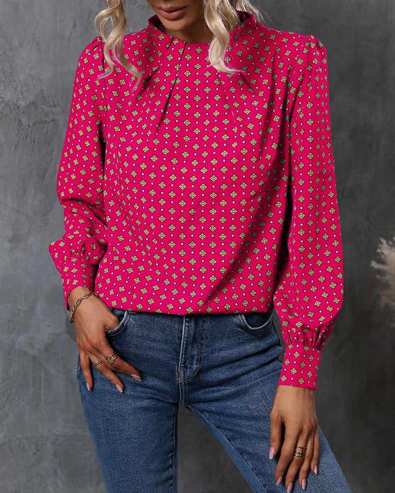 Blouse au style et imprimés vintage