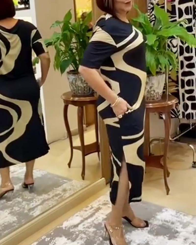 Robe décontractée à imprimé et à fourreau découpé