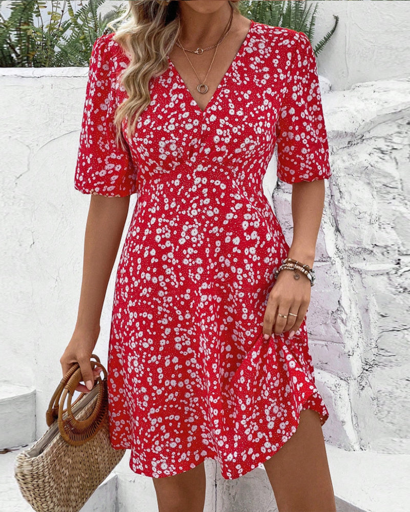 Robe Fleurie Col V Courte