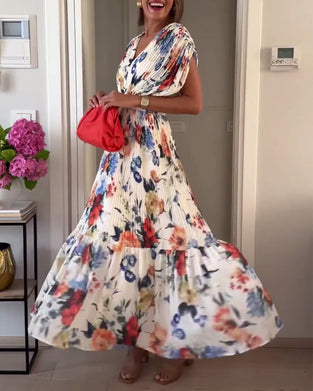 Robe élégante plissée à imprimé floral coloré