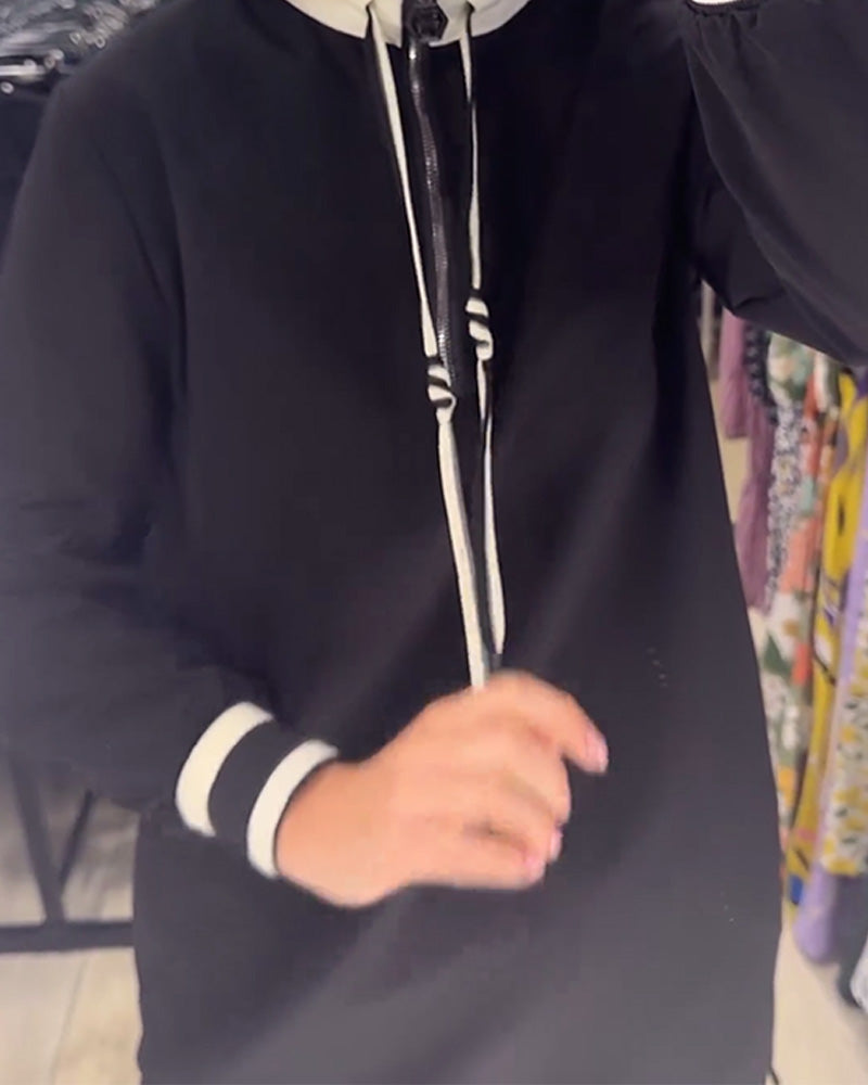 Robe décontractée à col montant et manches longues avec cordon de serrage