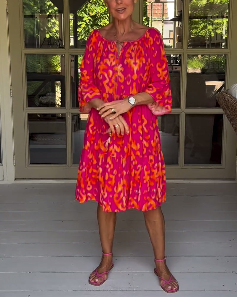 Robe ample imprimée à manches cloche