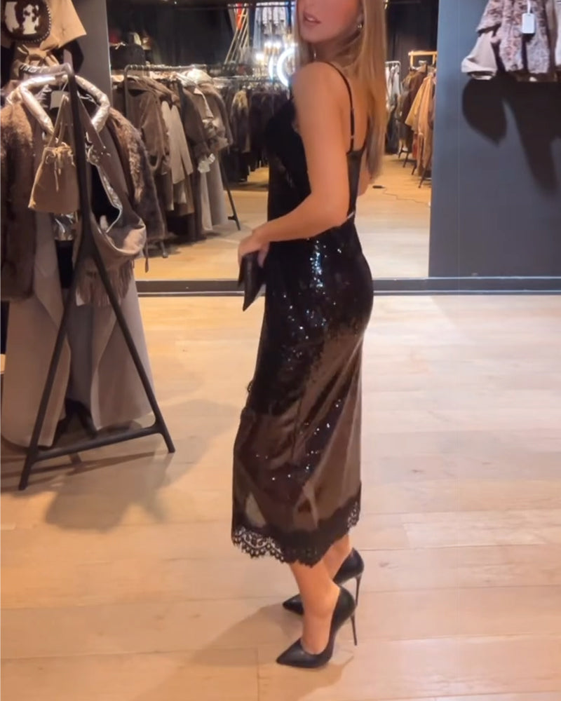 Robe De Soirée Sophistiquée À Fines Bretelles