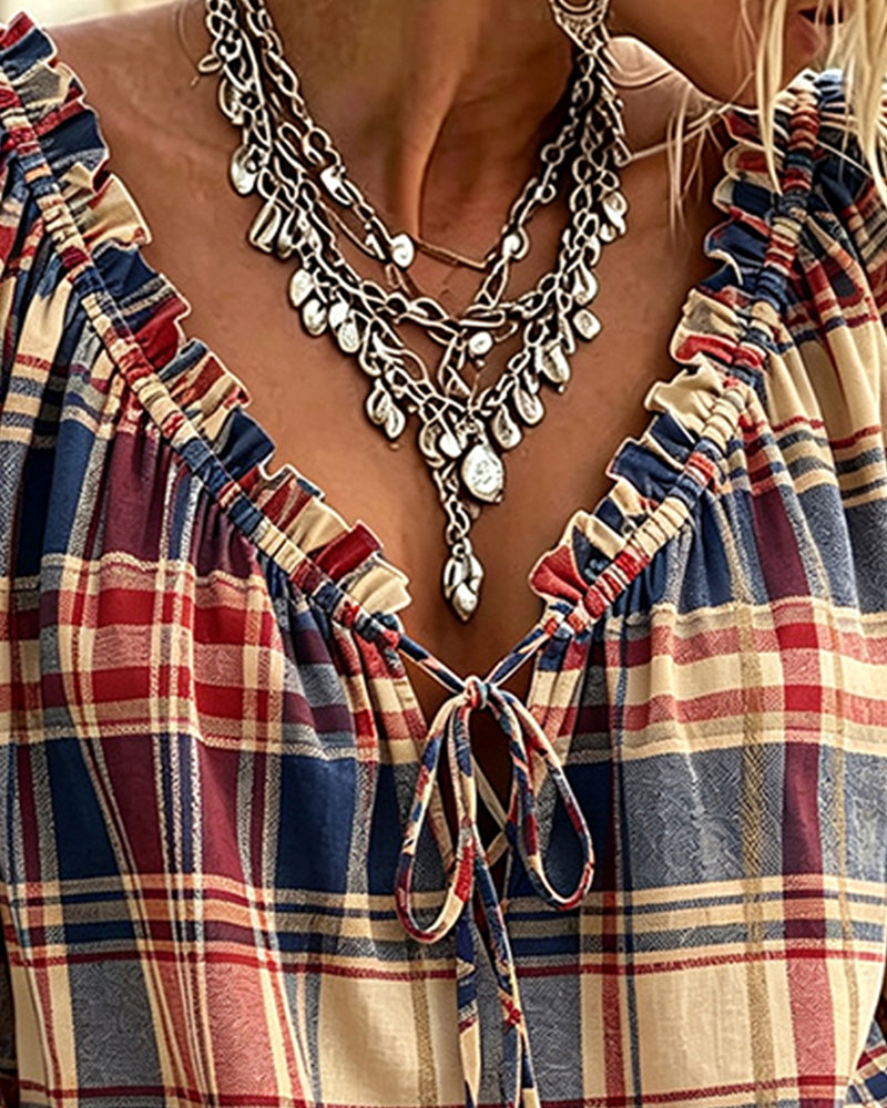 Blouse Col V Attache Carreau