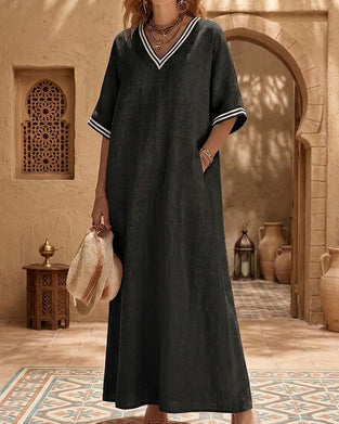 Robe Rayée Col V Poche Contraste