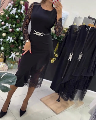 Robe Dentelle Insérée Cintrée Ourlet Lotus Queue De Poisson