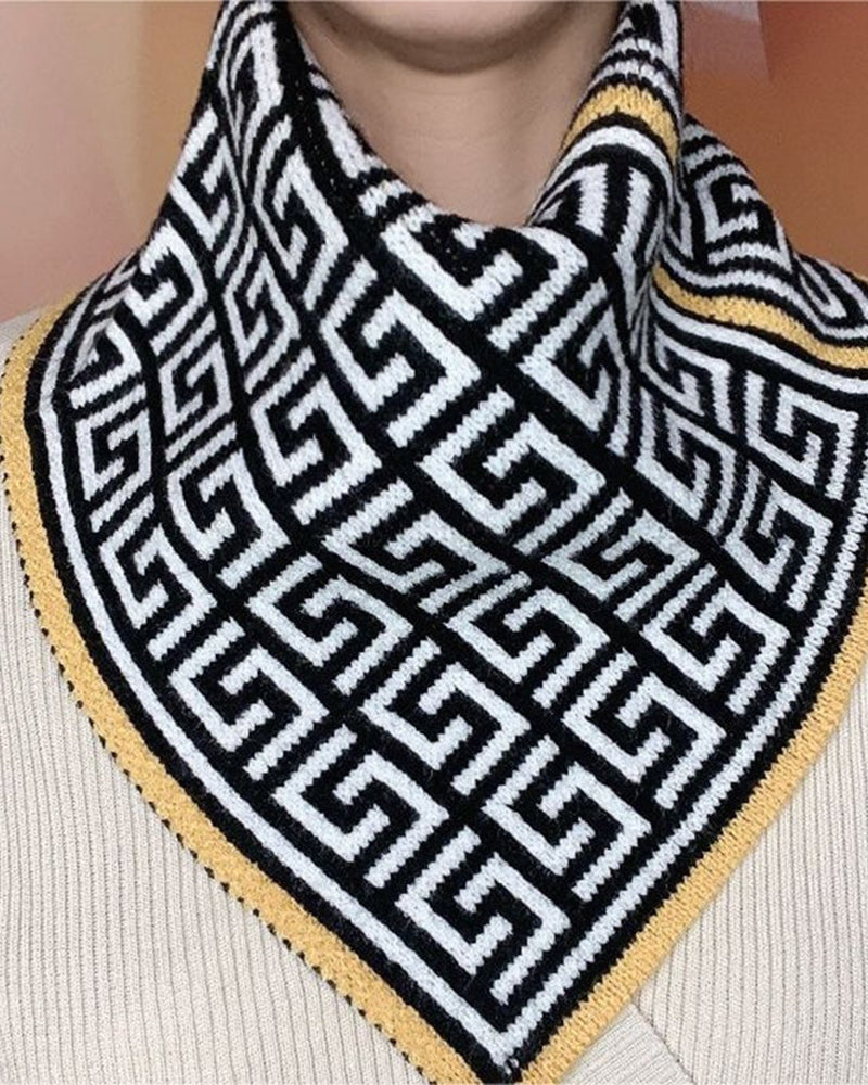 Écharpe triangulaire polyvalente à la mode