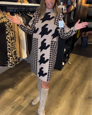 Robe à manches longues pied-de-poule