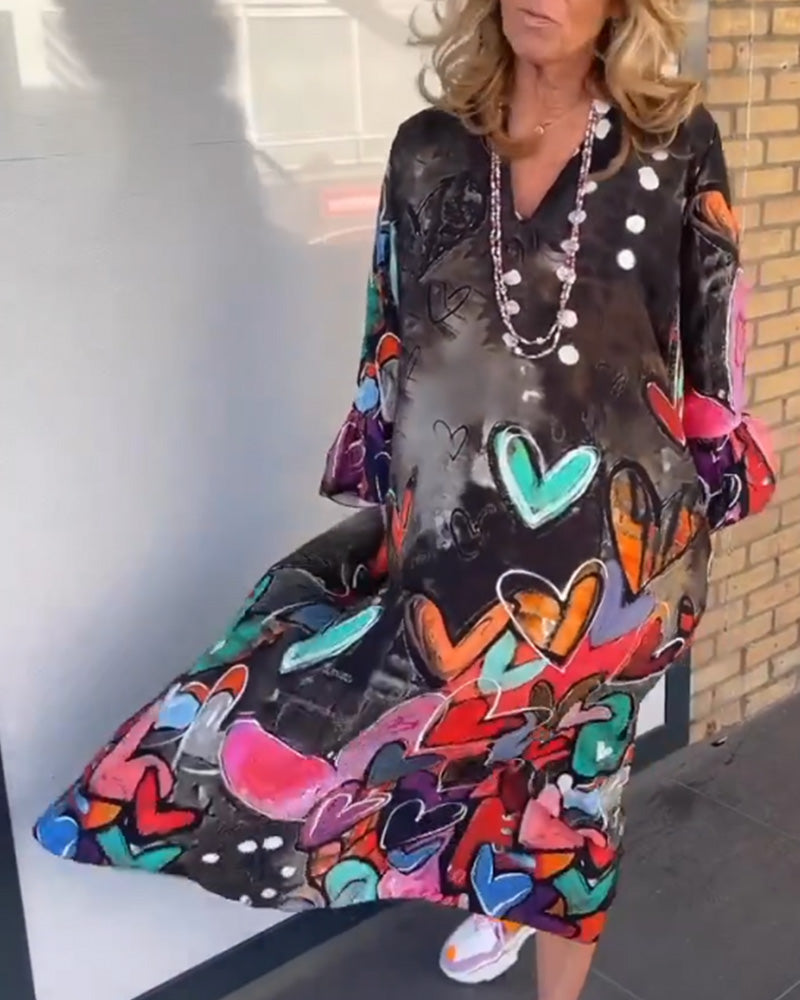 Robe à col en V à imprimé cœur avec manches longues