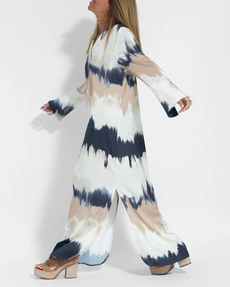 Robe à manches longues avec col en V