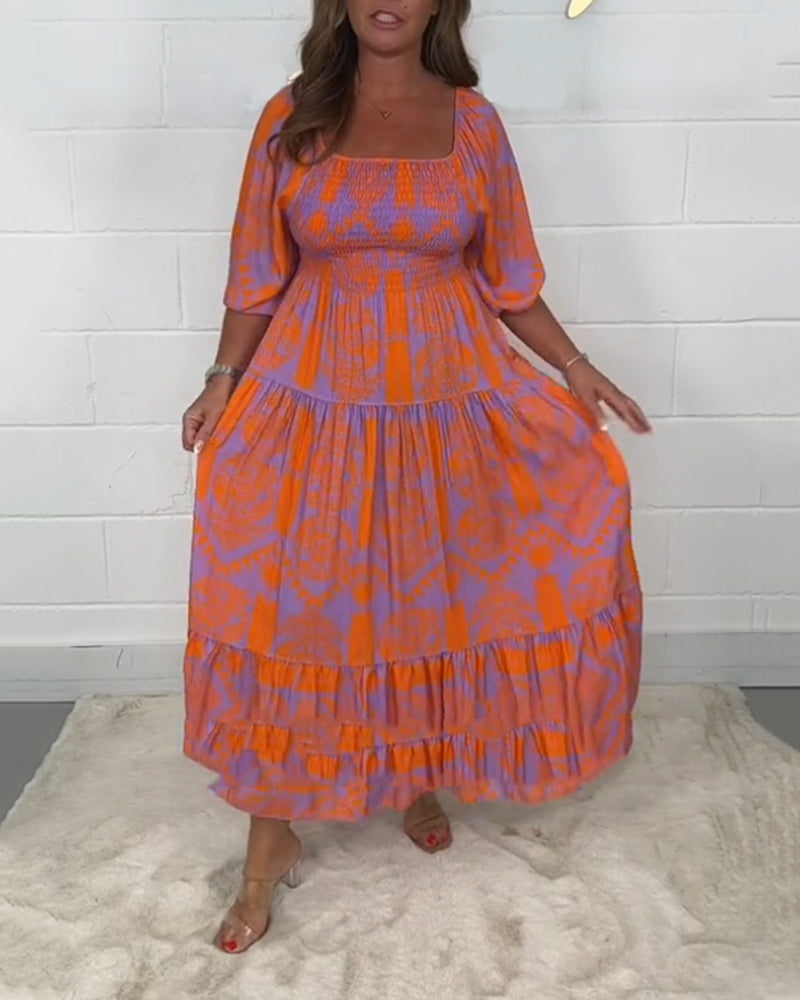 Robe à manches mi-longues et col carré