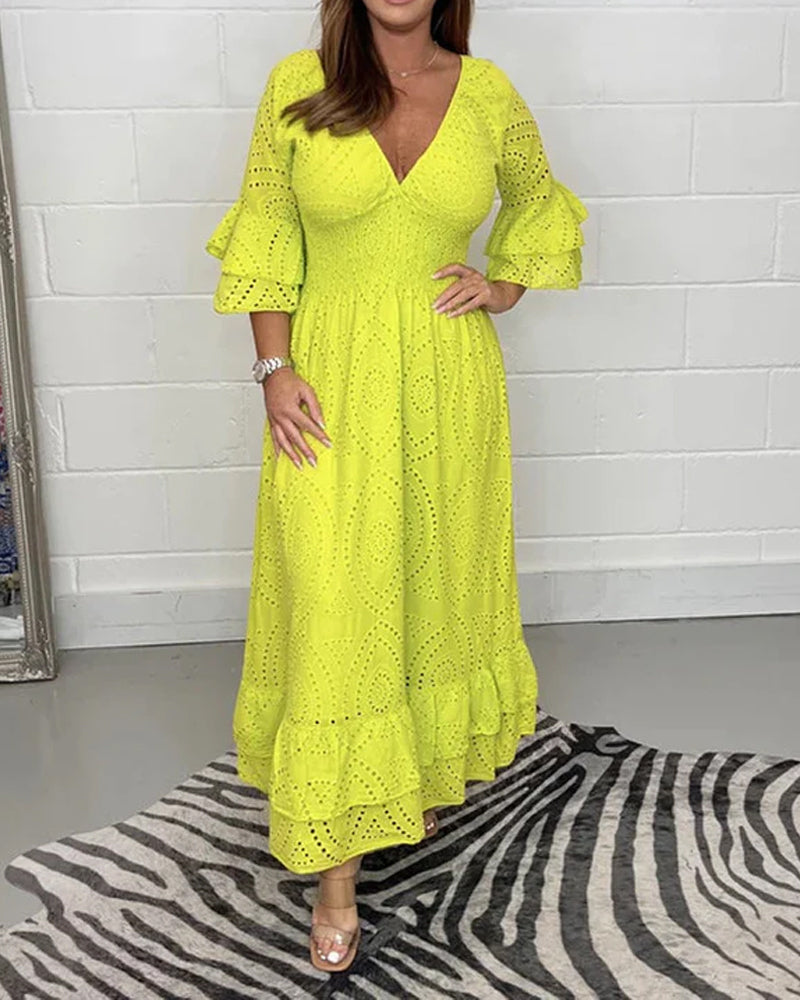 Robe taille haute ample à col en V de couleur unie