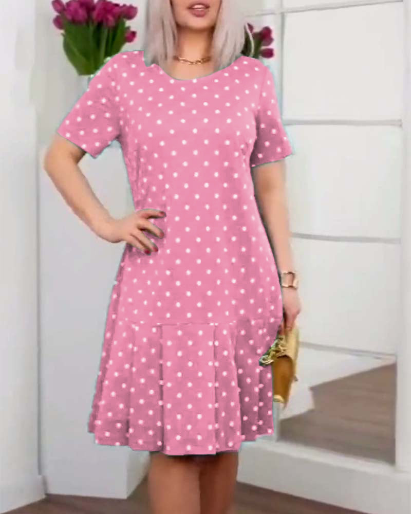 Robe décontractée à manches courtes et imprimé à pois