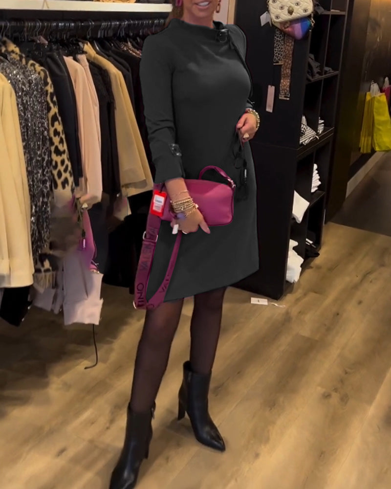 Robe élégante à col rond