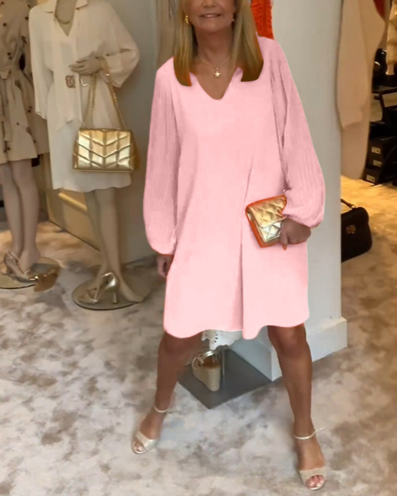 Robe col en V à manches lanternes de couleur unie