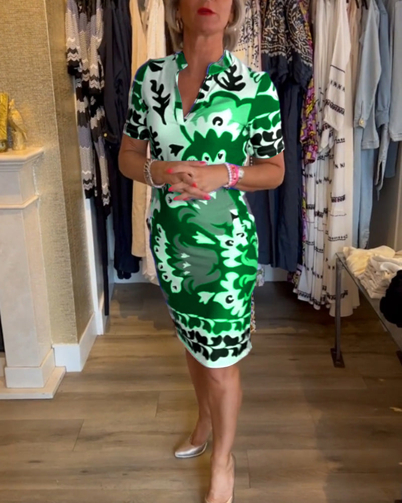 Robe imprimée col V à manches courtes