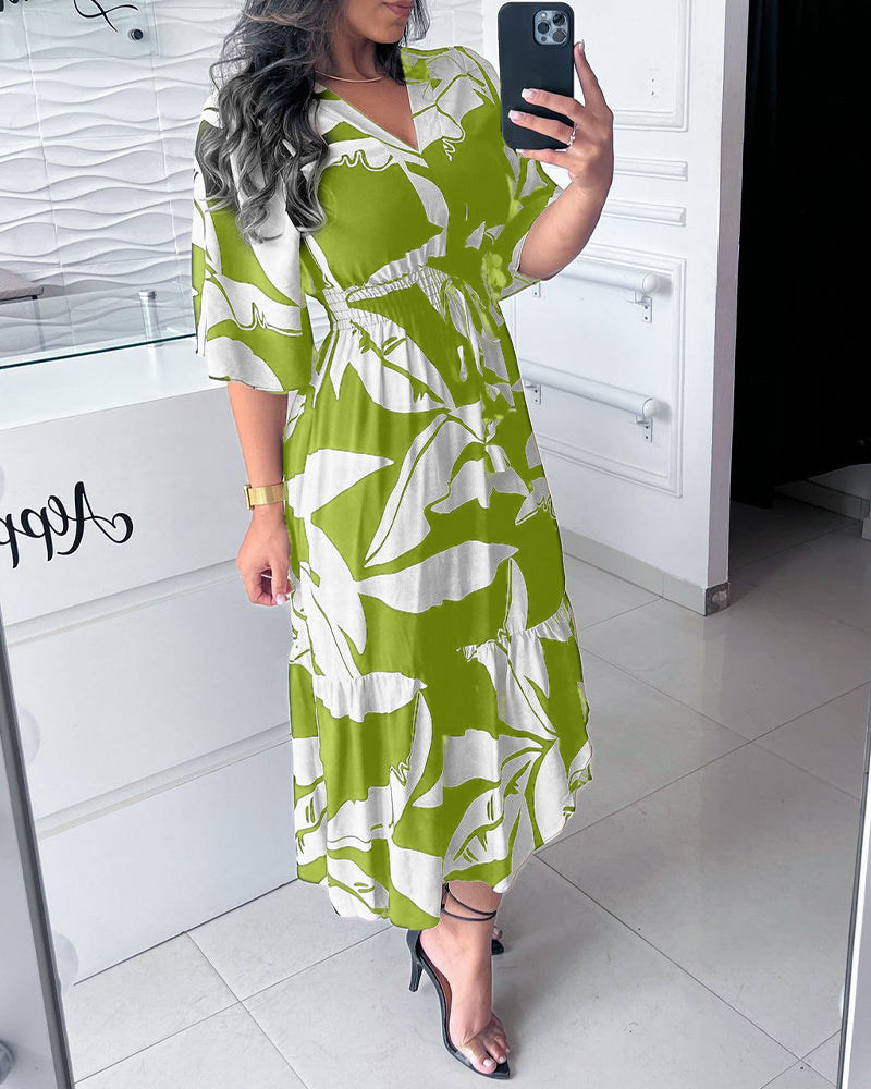 Robe élégante à col en V, manches trois-quarts et cordon de serrage