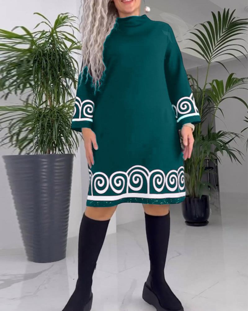 Robe à motif vagues et manches longues