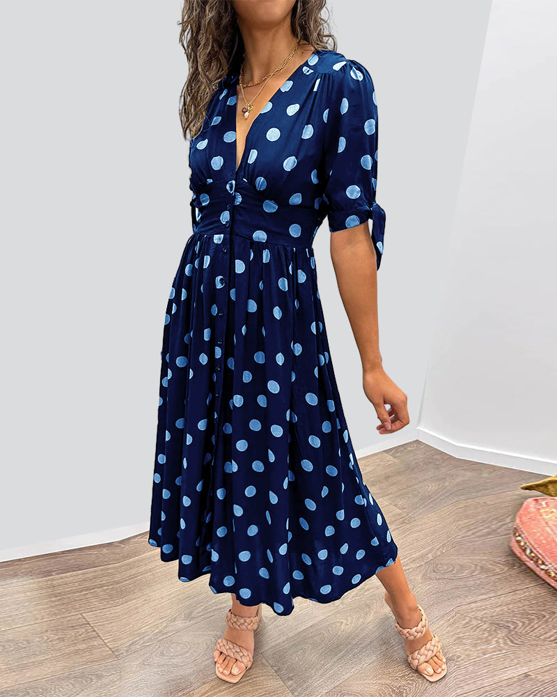 Robe à décolleté V profond et à pois