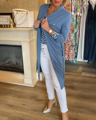 Manteau boutonné avec une couleur unie décontractée