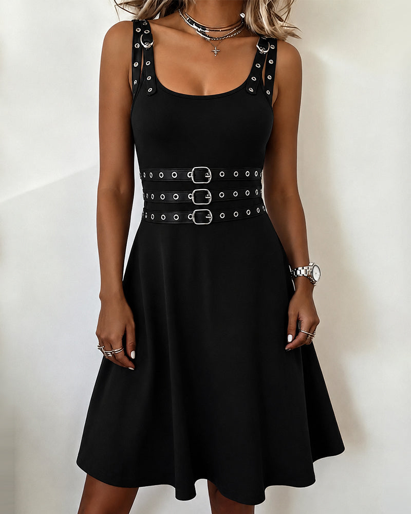 Robe Col Carré Bretelles Anneau Métallique Sans Manches
