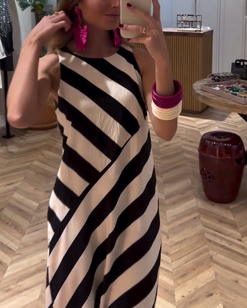 Robe fendue sans manches à rayures contrastées