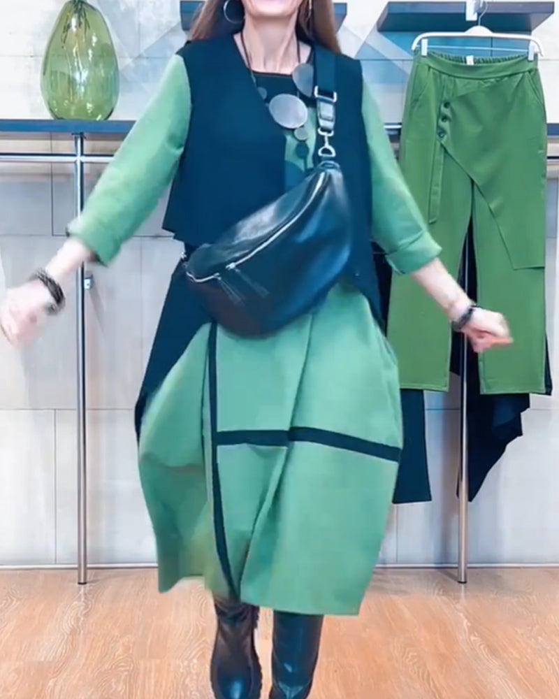 Robe à rayures verticales et style art