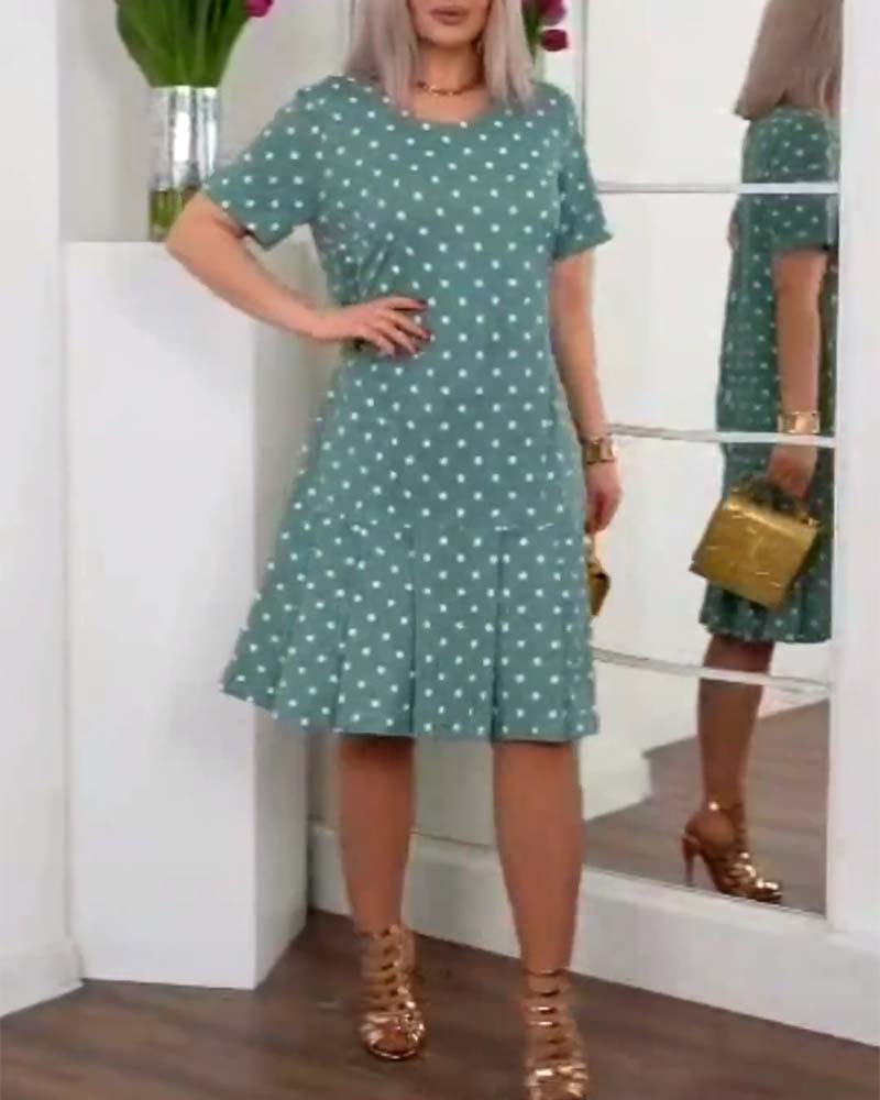 Robe décontractée à manches courtes et imprimé à pois