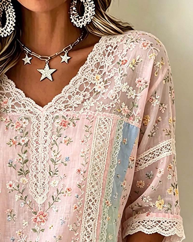 Blouse Col V Dentelle Patchwork Contraste Florale