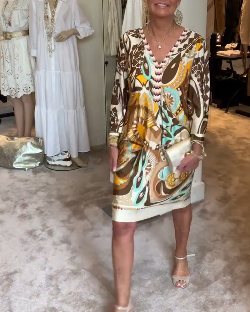 Robe décontractée à col en V et imprimé rétro