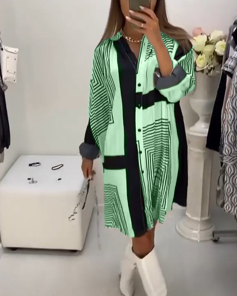 Robe avec boutons et imprimé