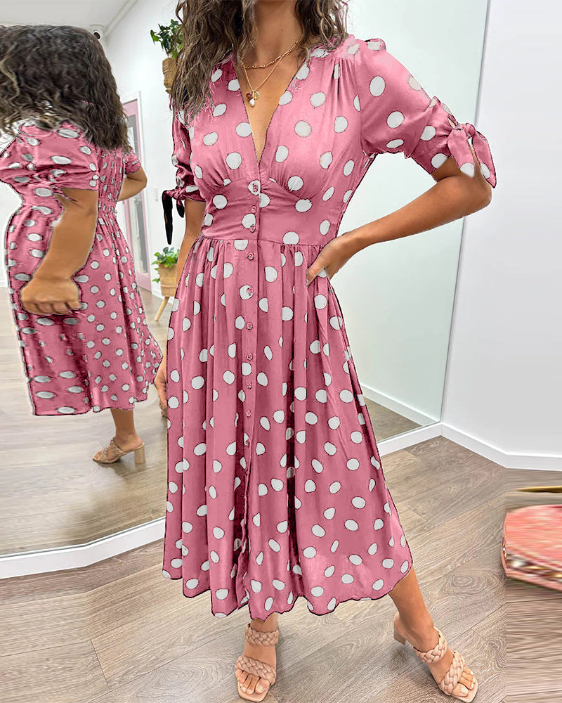 Robe à décolleté V profond et à pois