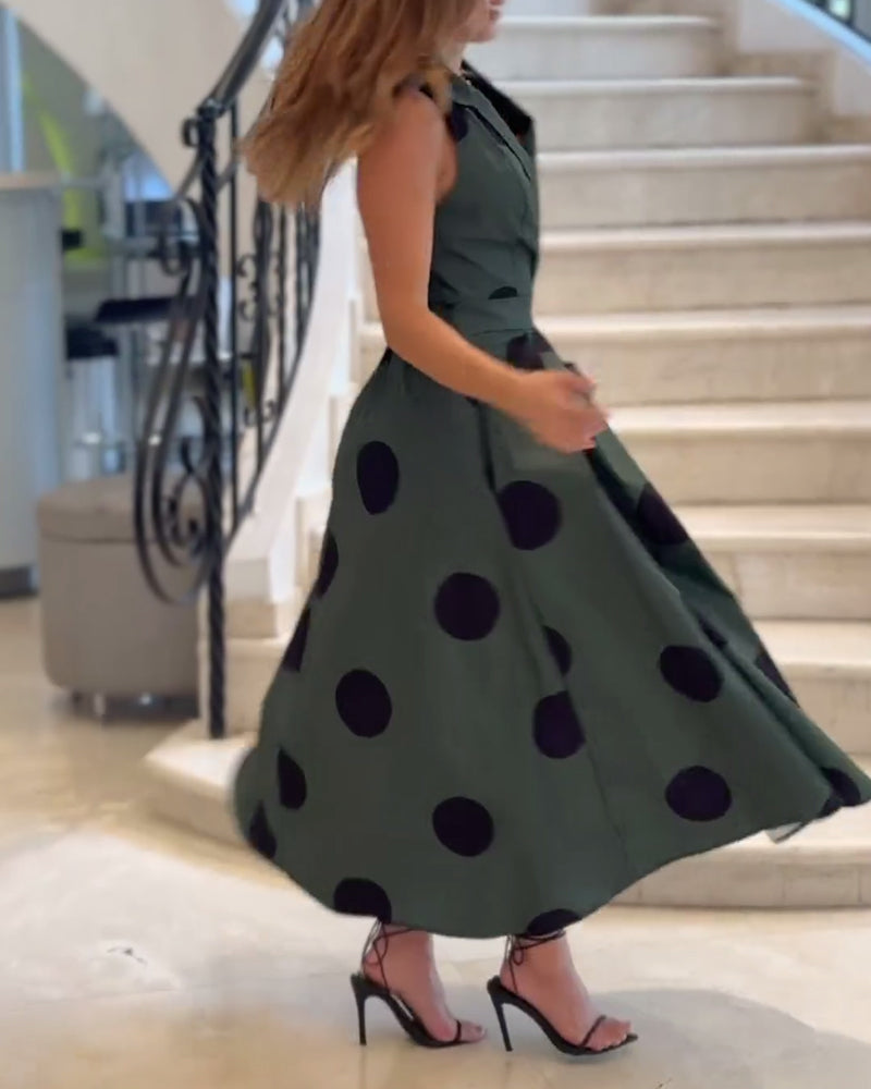 Robe élégante de couleur unie à revers sans manches