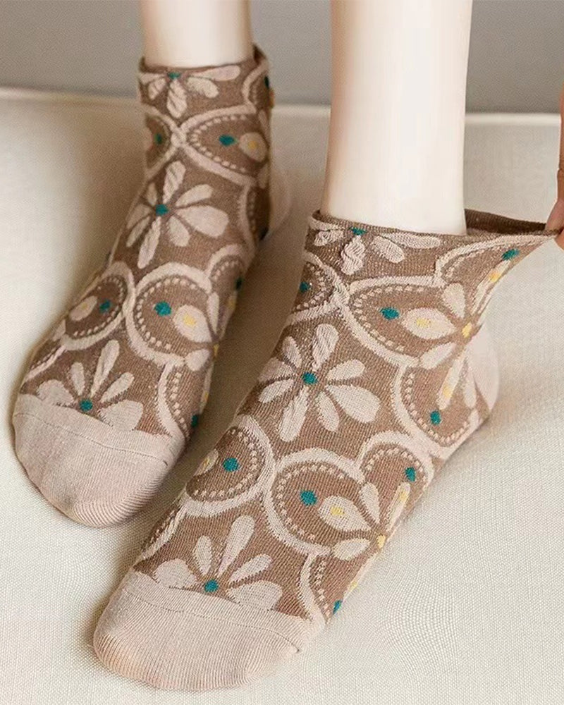 Chaussettes en coton à motif floral en relief pour femmes