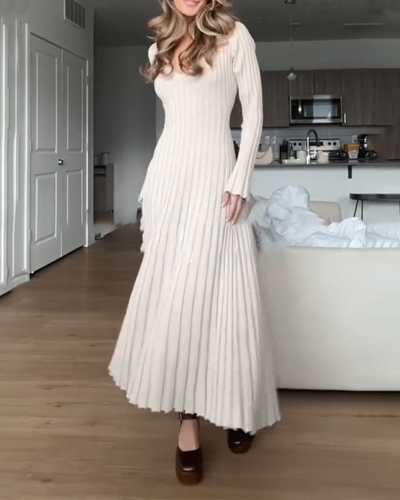 Robe de couleur unie côtelée à col en V