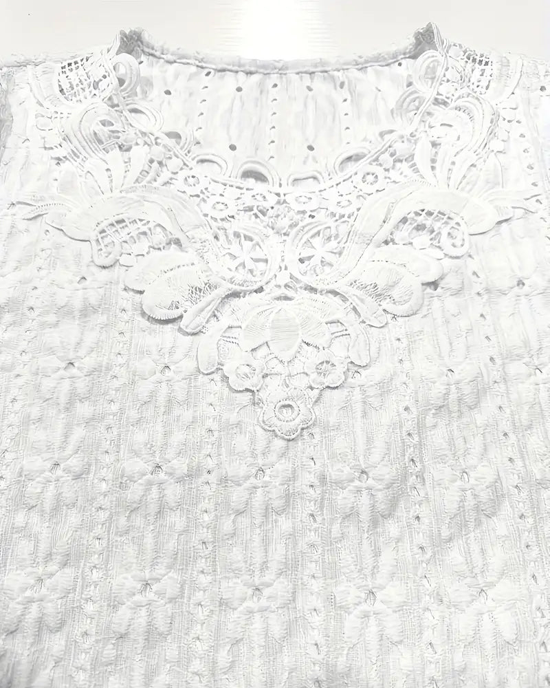 Blouse Col Rond Dentelle Crochet Manches Courtes