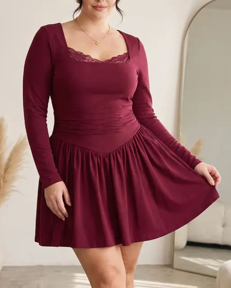 Robe Col Carré Dentelle Taille Ligne A
