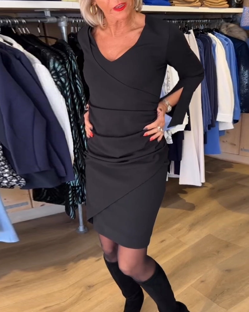 Robe avec cou de cou et manche fascinante