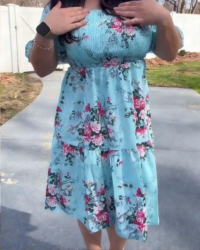 Robe Fleurs Col Carré Smocké