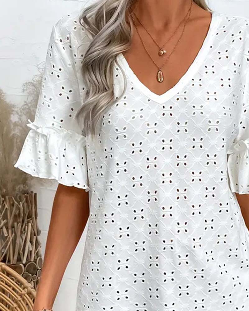 Blouses Trou De Serpentine Volant Col En V Court