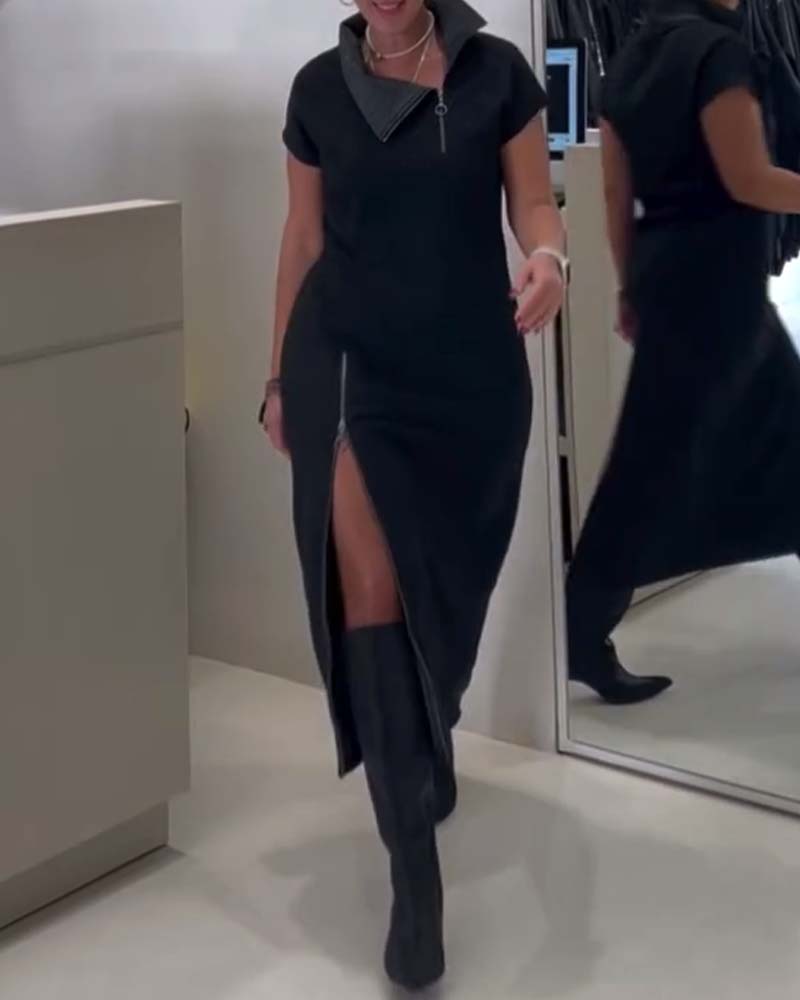 Robe décontractée à col asymétrique et fente zippée